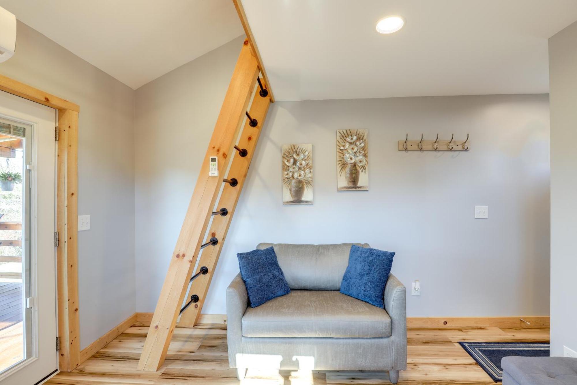 Marshall Studio With Loft, Hot Tub And Views! Exteriör bild