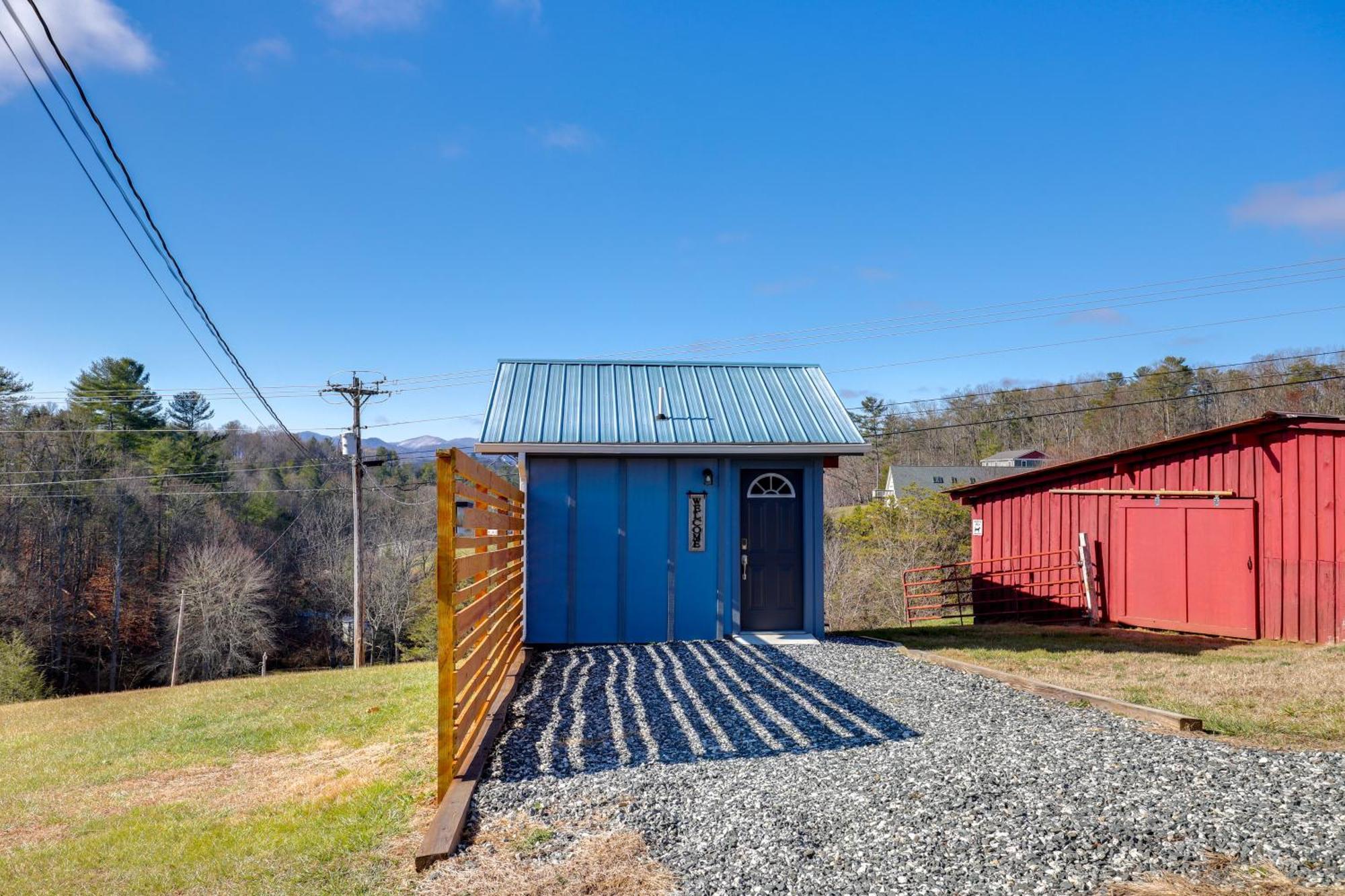 Marshall Studio With Loft, Hot Tub And Views! Exteriör bild