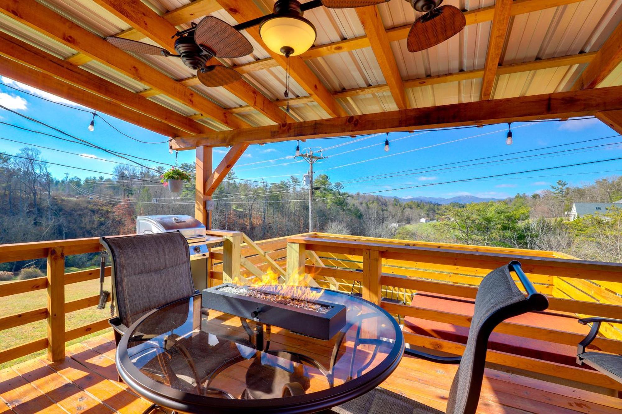 Marshall Studio With Loft, Hot Tub And Views! Exteriör bild