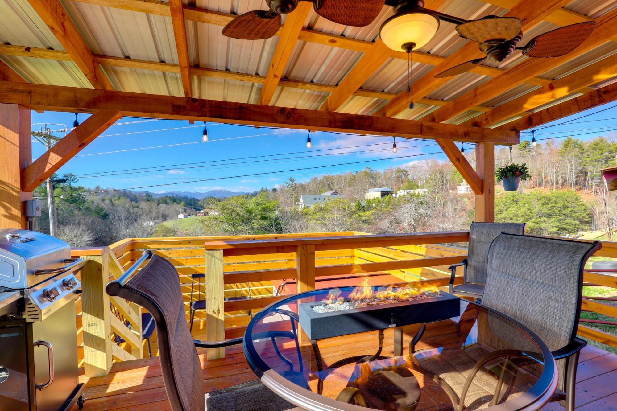 Marshall Studio With Loft, Hot Tub And Views! Exteriör bild